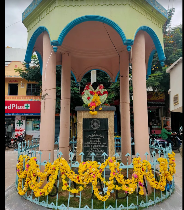 Chinna Market Circle