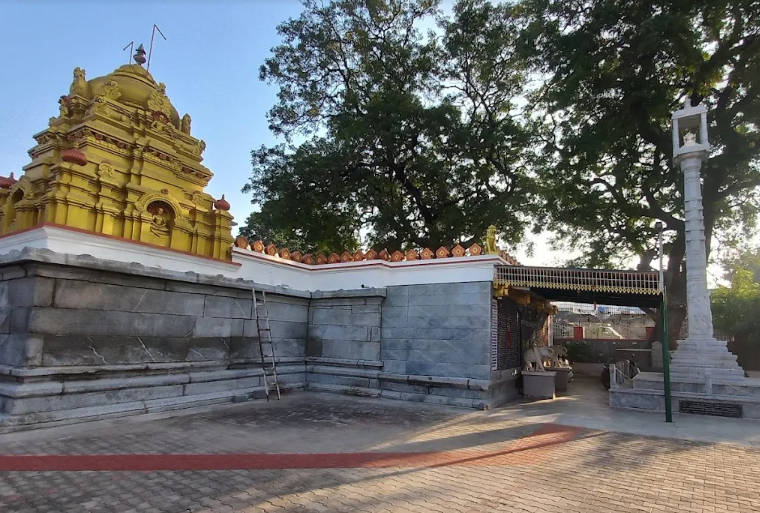 Shri Pache Parshwanatha Digamber Jain Temple